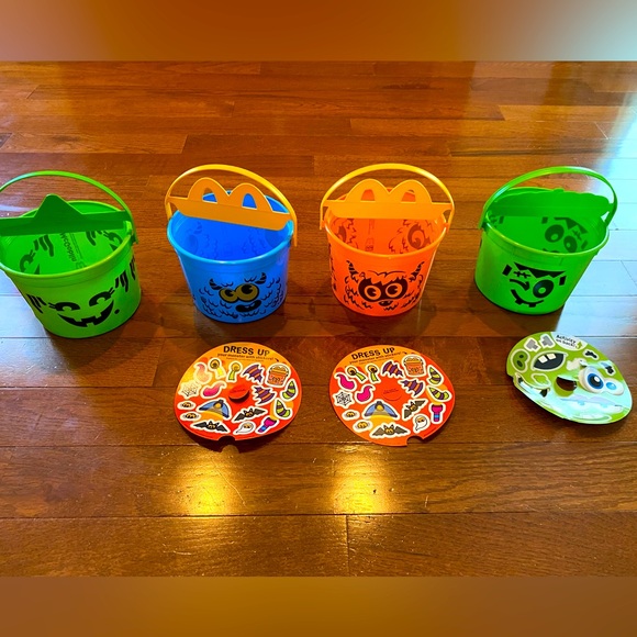 4 McDonald's Halloween Buckets - Picture 1 of 10